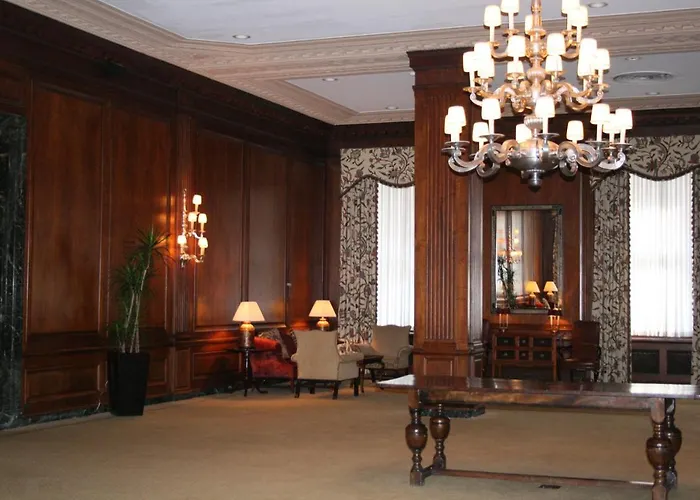 The Inn At The Standard Club